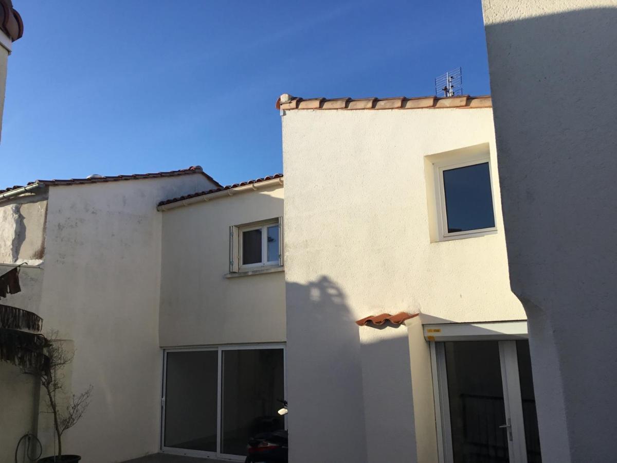 Proche De La Mer Chez L Habitant Royan Exterior photo